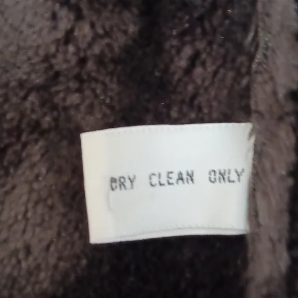 Winter Vintage Cropped Jacket - Picture 9 of 10